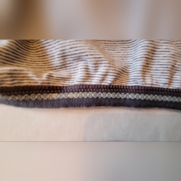 Lulu Lemon 🍋  Speed Up Tank Top Reflective - Picture 6 of 6